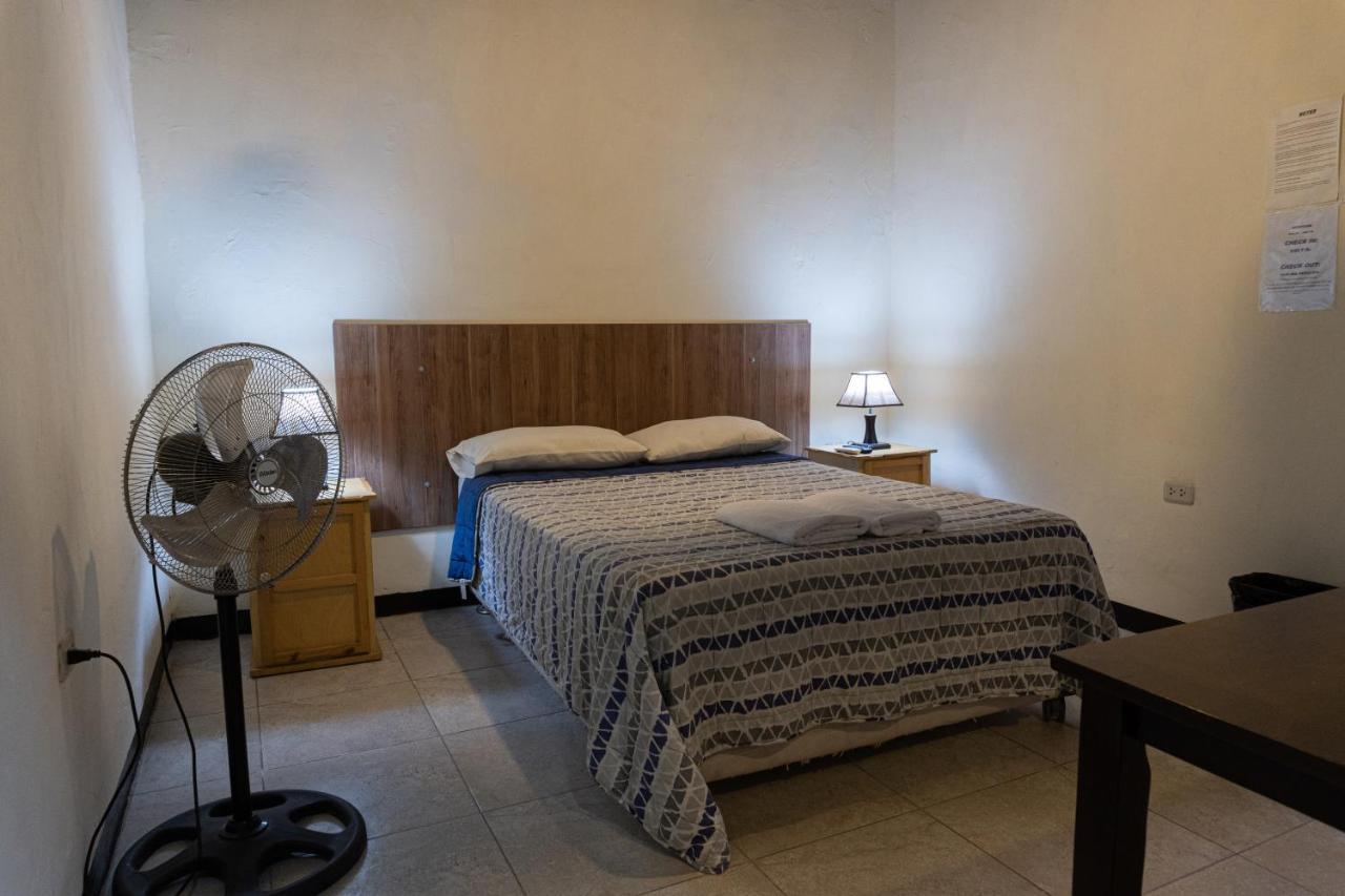 Wild Olive Guest House Ίκα Εξωτερικό φωτογραφία