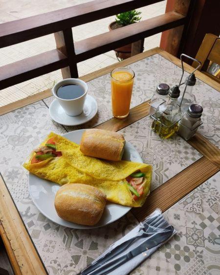 Wild Olive Guest House Ίκα Εξωτερικό φωτογραφία