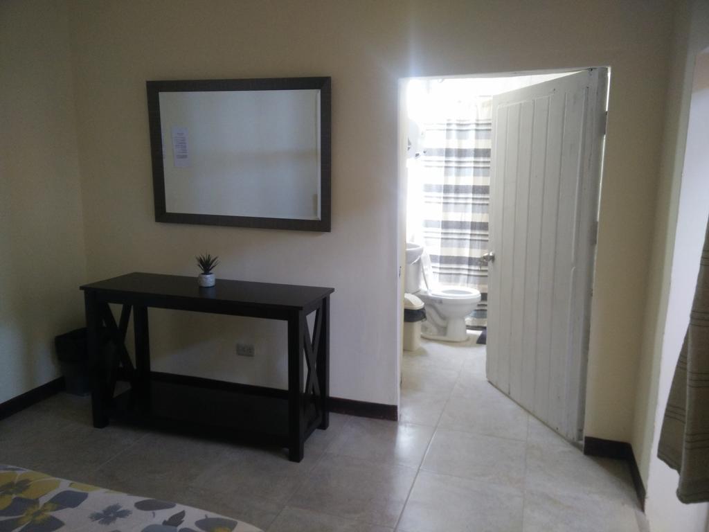 Wild Olive Guest House Ίκα Εξωτερικό φωτογραφία